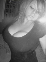 a sexy wife from Harwood Heights, Illinois